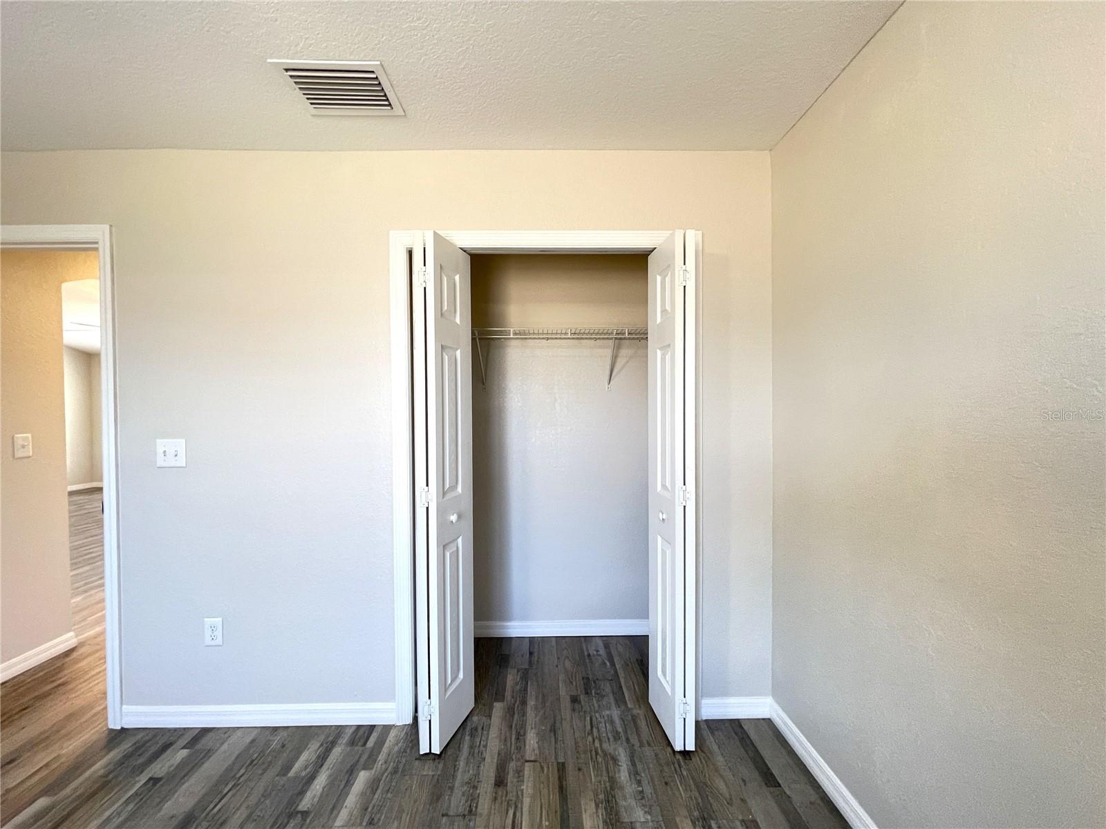 Image 10 of 15 For 146 Juniper Loop Circle