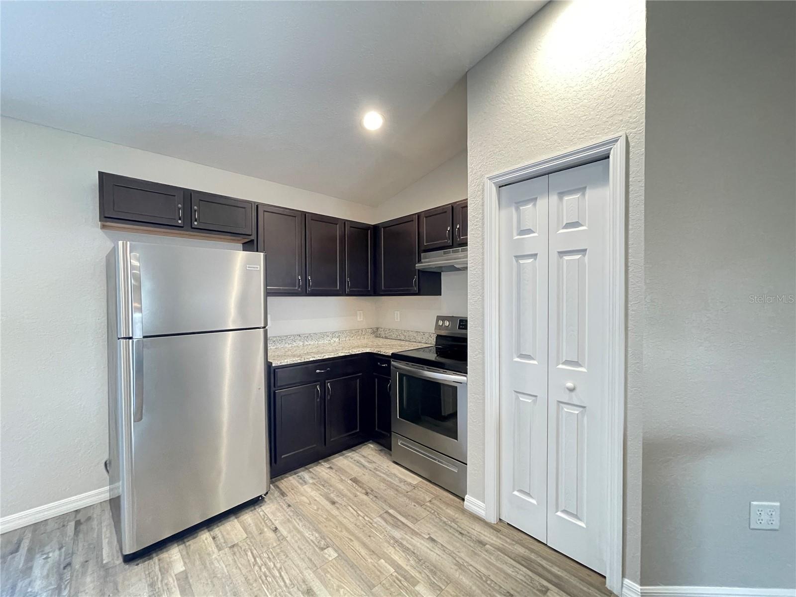 Image 5 of 15 For 146 Juniper Loop Circle