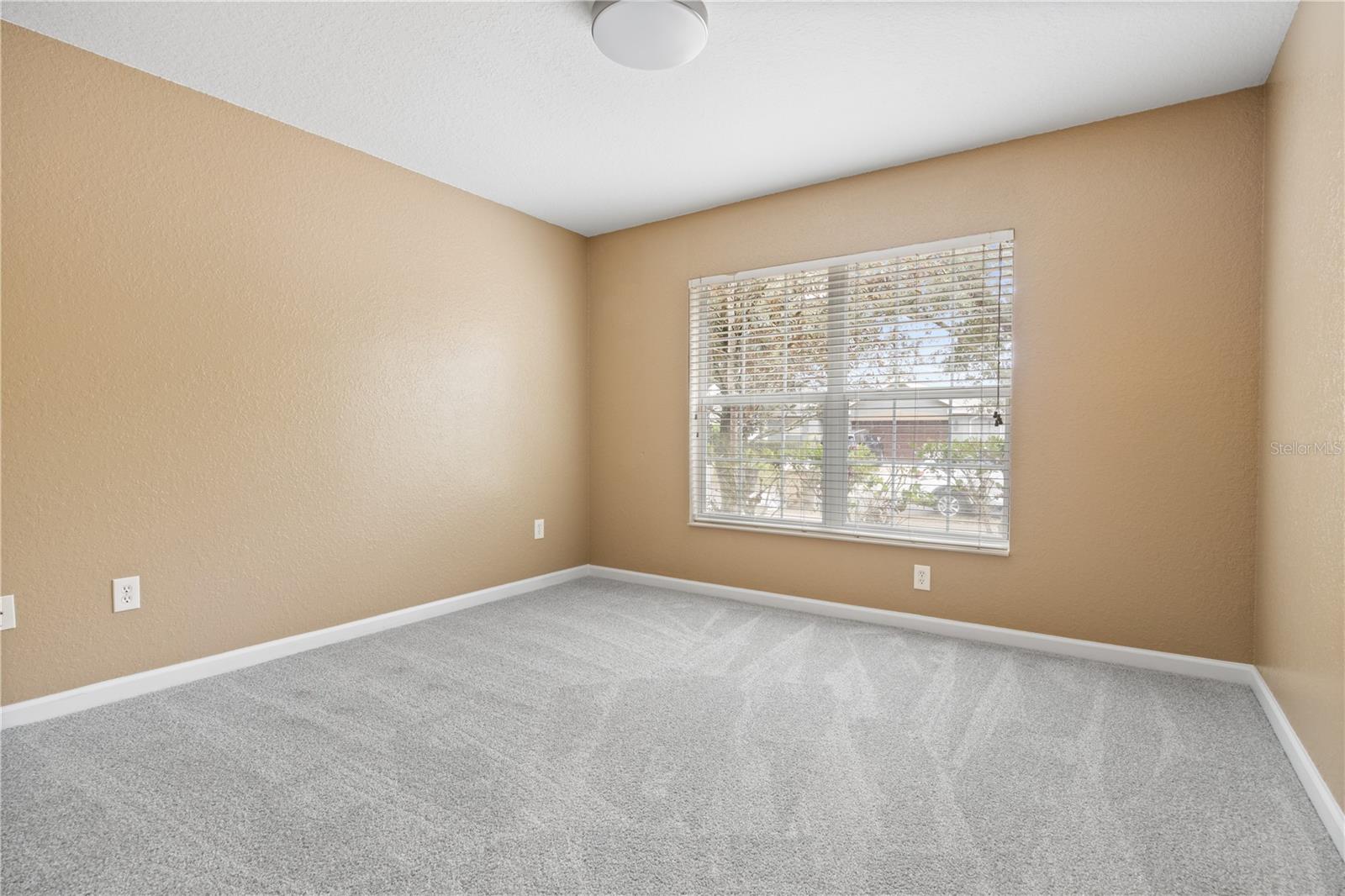 Image 6 of 18 For 5681 39th Street