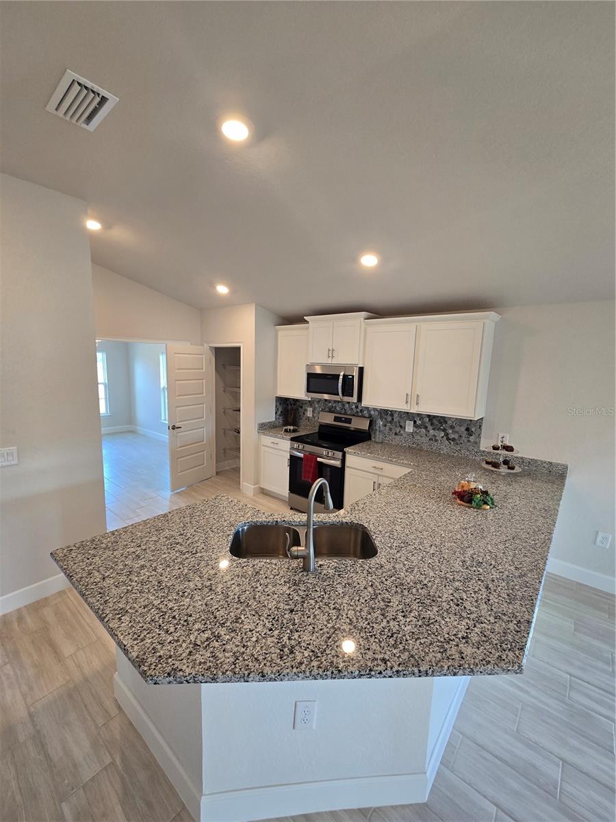 Image 9 of 24 For 1280 Heron Point Drive