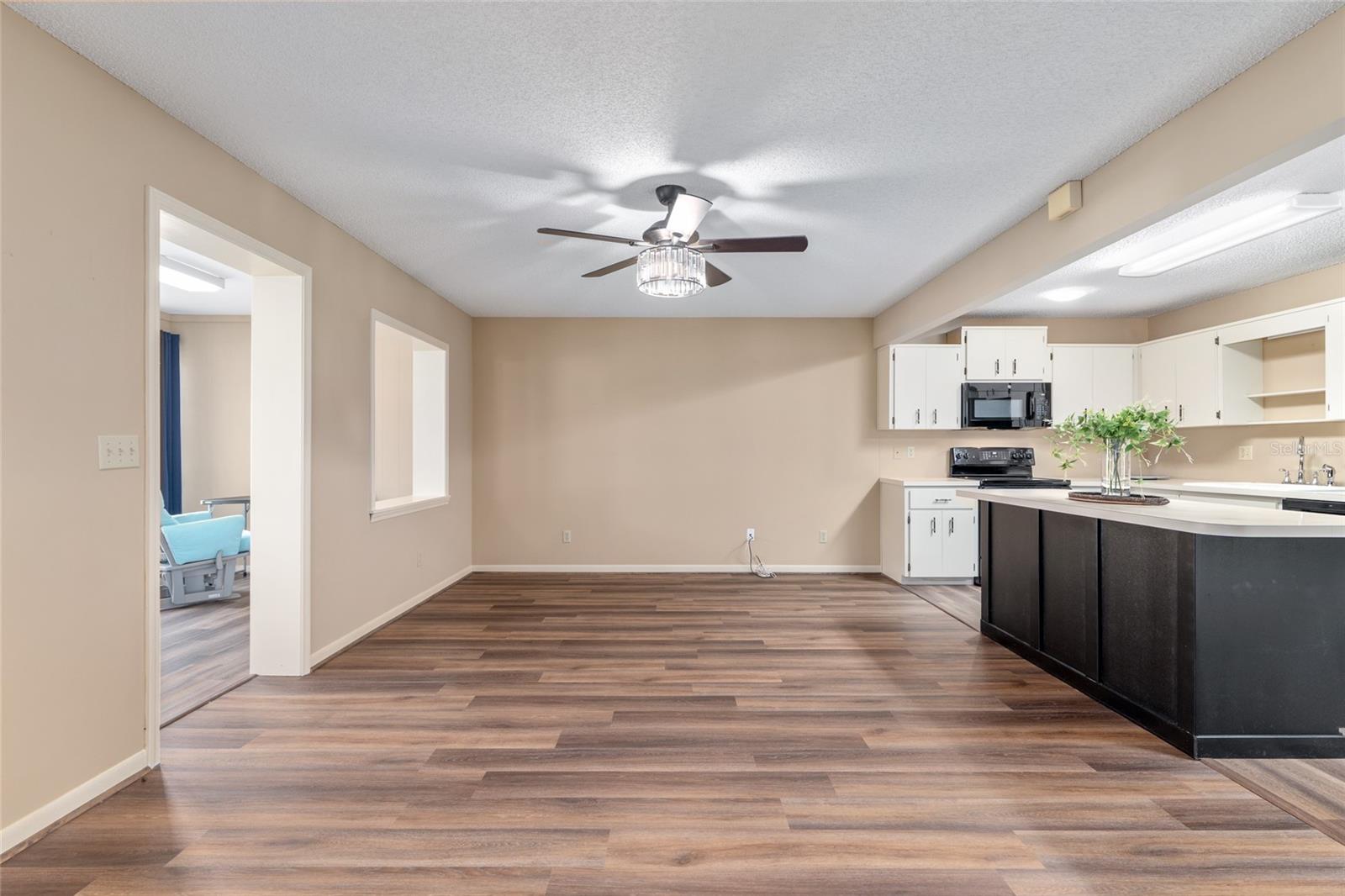 Image 11 of 38 For 8891 96th Lane A