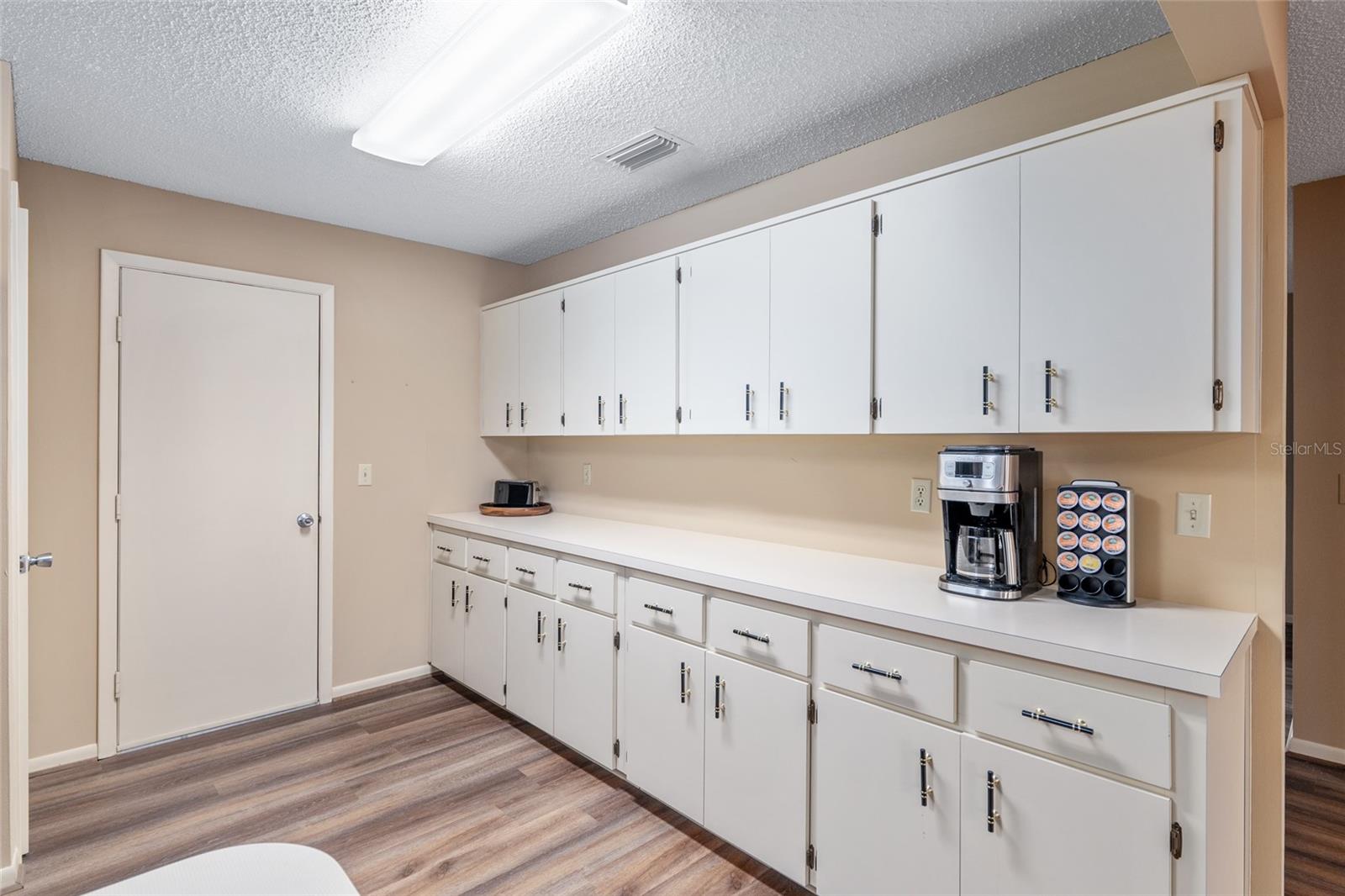 Image 19 of 38 For 8891 96th Lane A