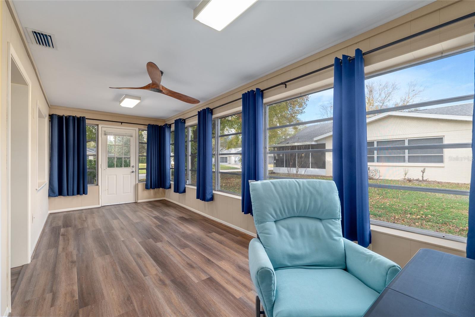 Image 31 of 38 For 8891 96th Lane A