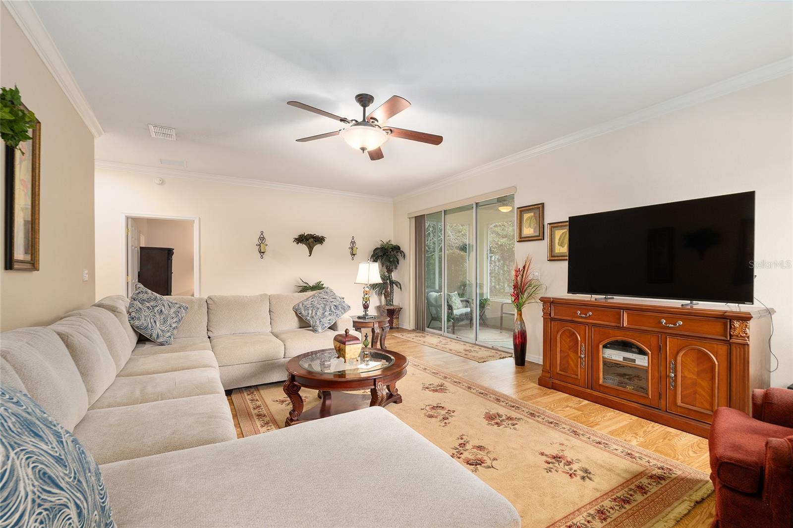 Image 21 of 39 For 8670 88th Place