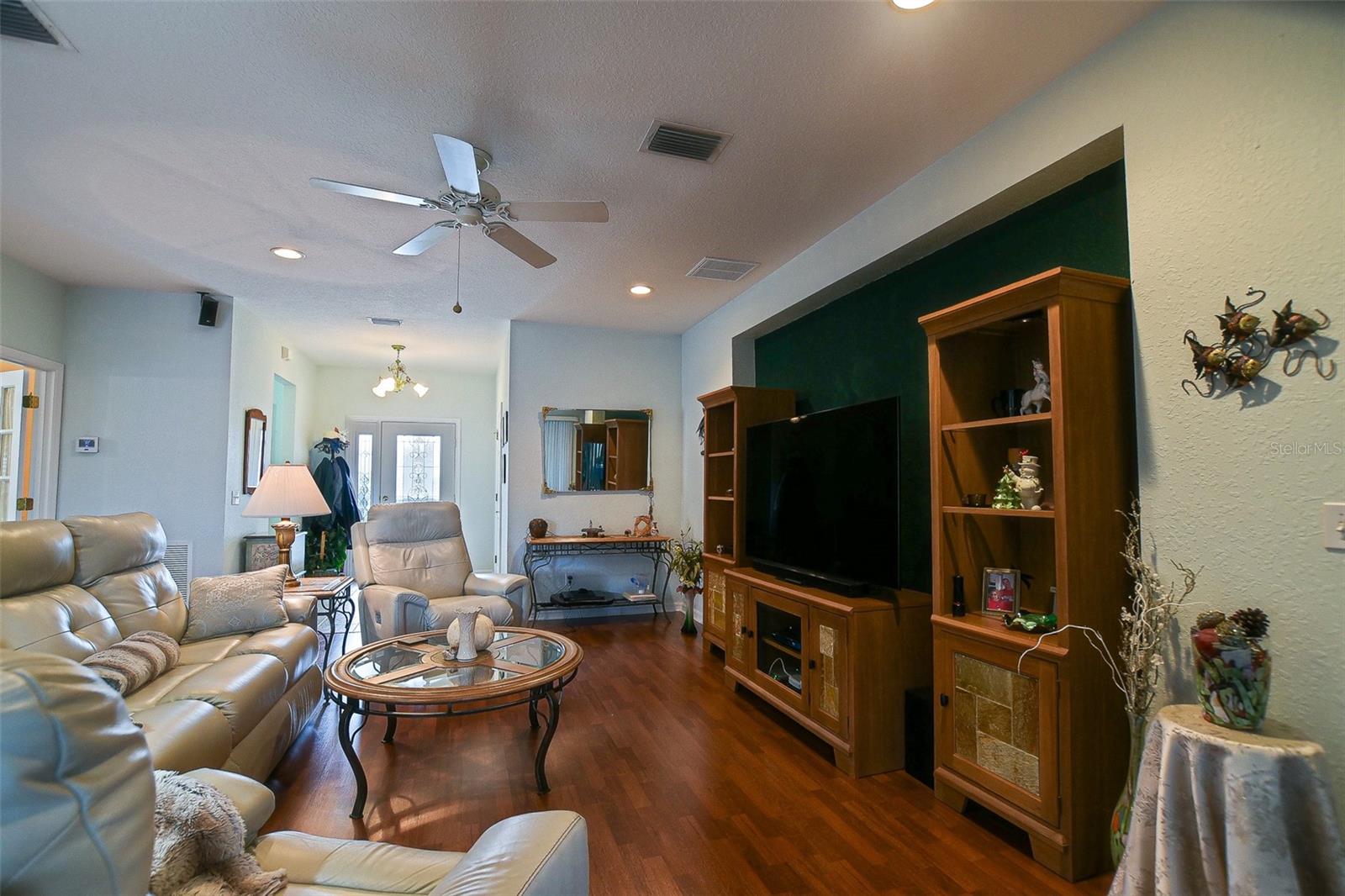 Image 45 of 72 For 13875 94th Avenue