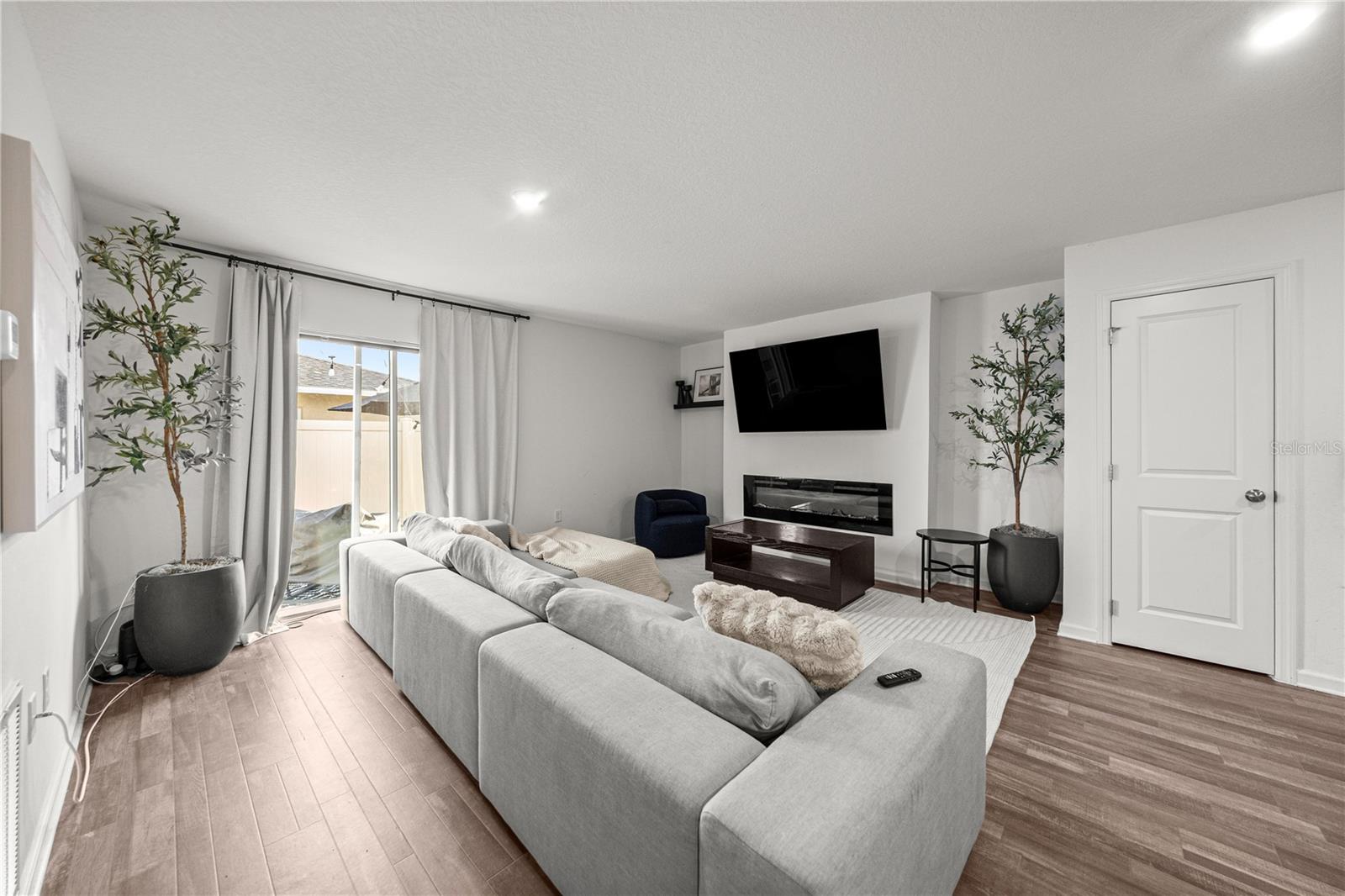 Image 7 of 25 For 1673 Minnesota Road