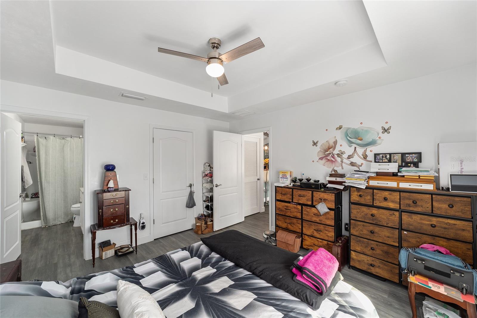 Image 14 of 52 For 2120 41st Way