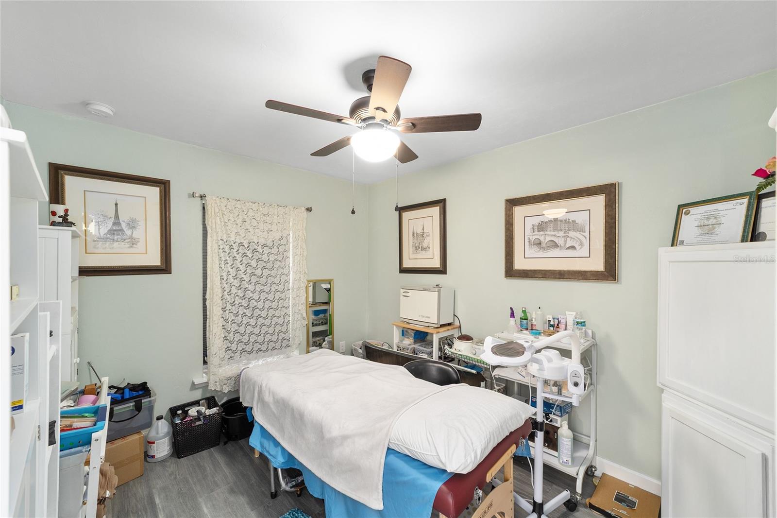 Image 16 of 52 For 2120 41st Way