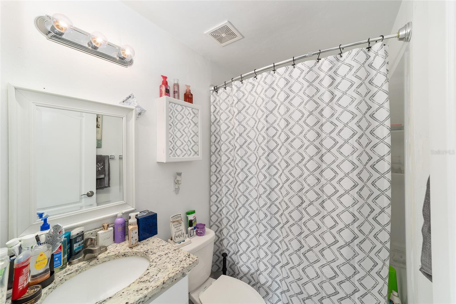 Image 17 of 52 For 2120 41st Way