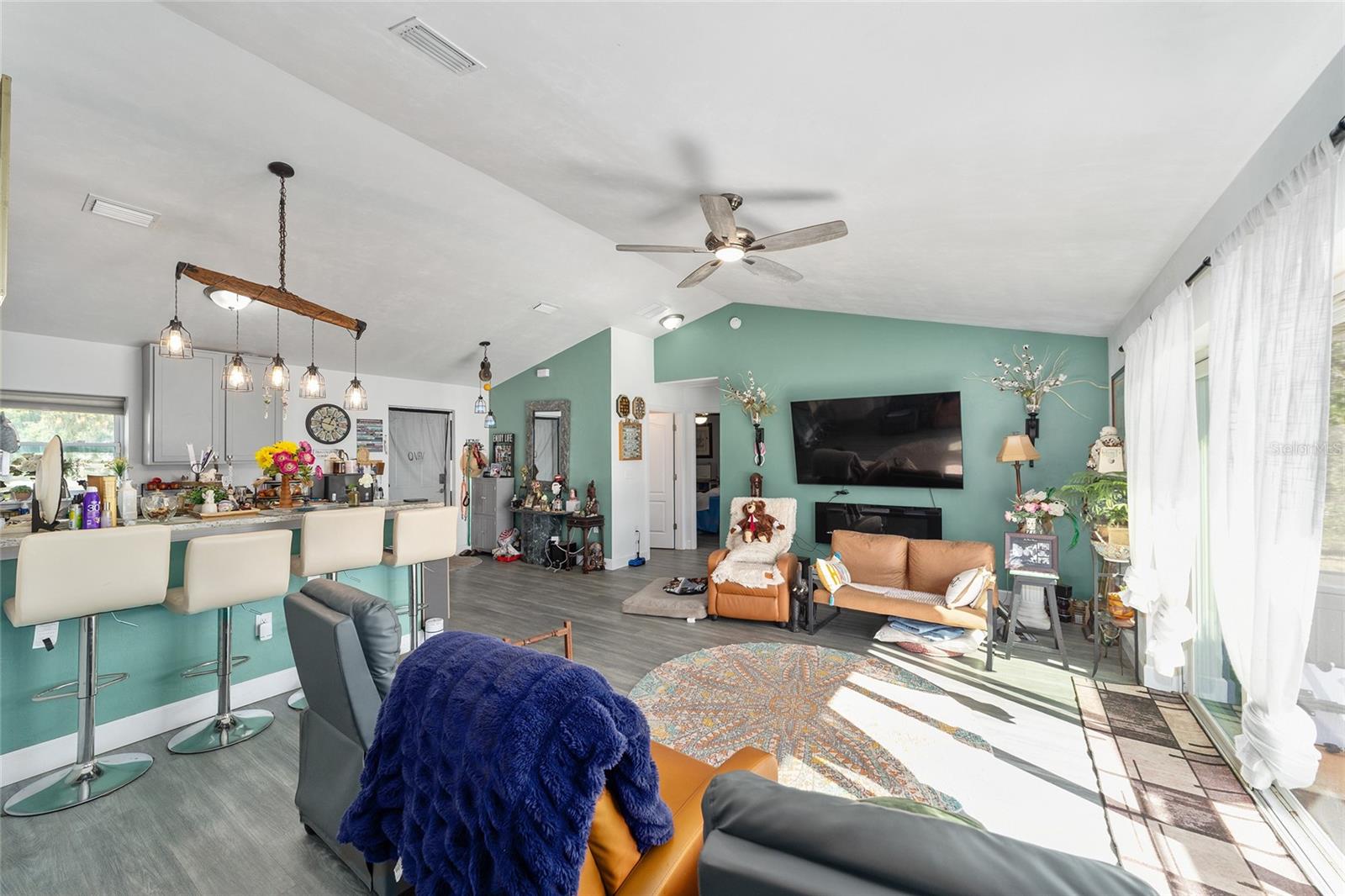 Image 6 of 52 For 2120 41st Way