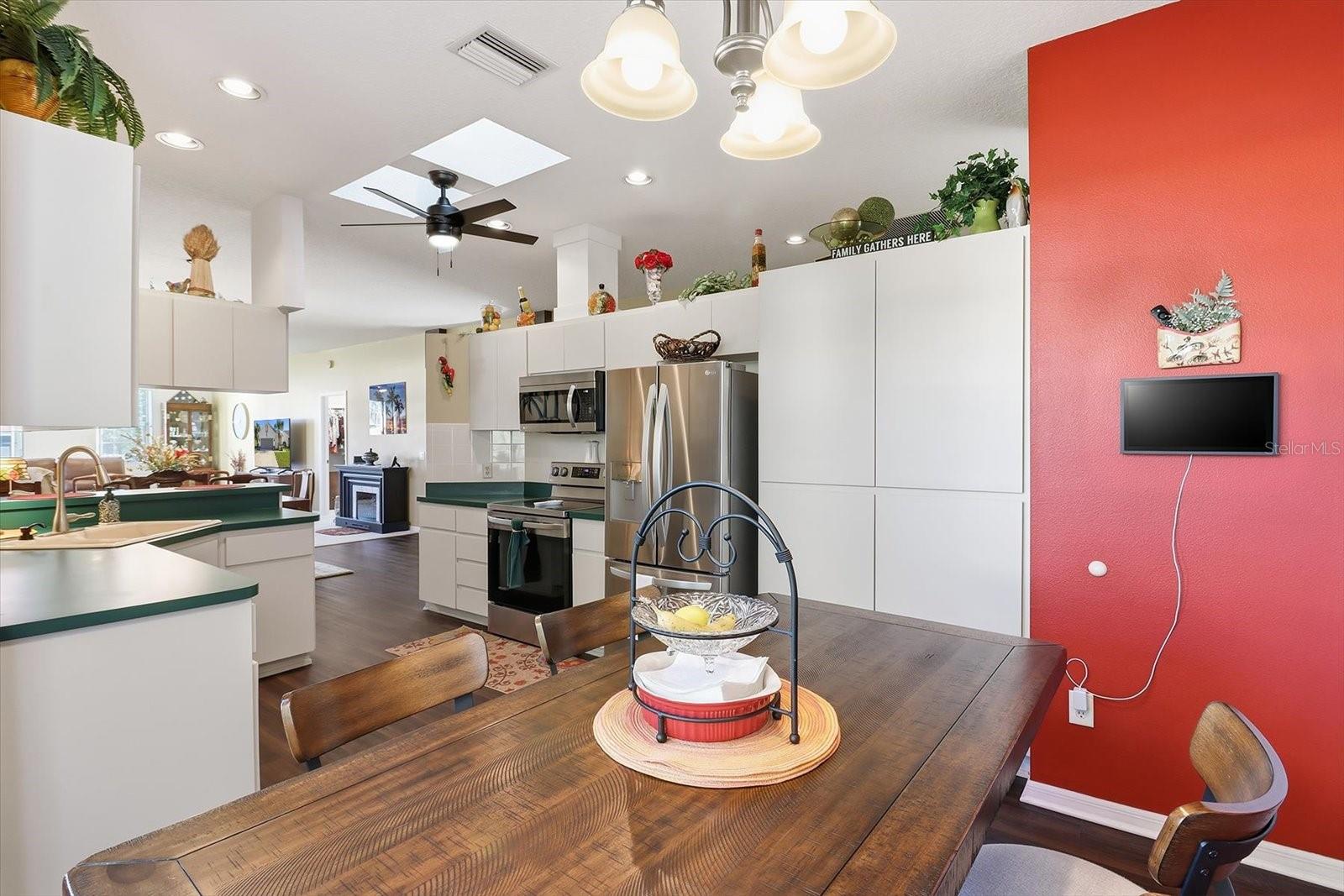 Image 19 of 63 For 3309 Highgate Point