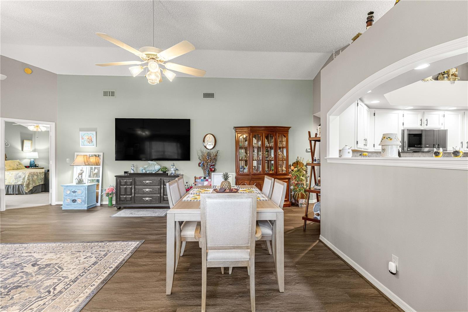 Image 17 of 67 For 9141 91st Circle