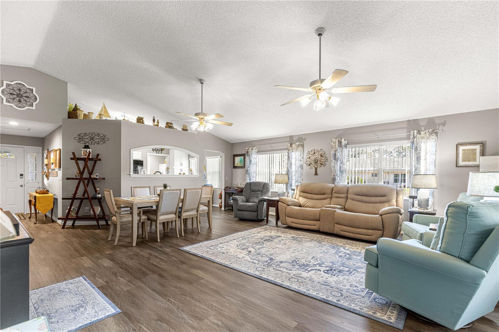 Image 22 of 67 For 9141 91st Circle