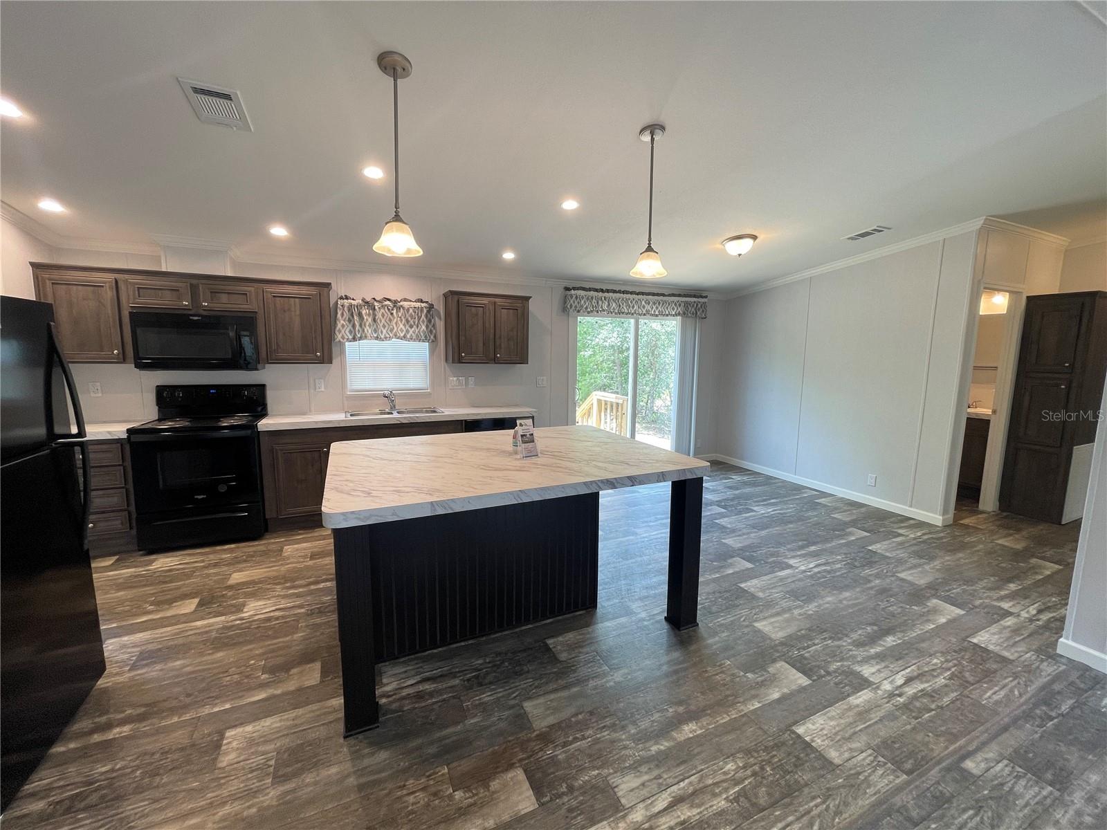 Image 6 of 28 For 16789 62nd Street