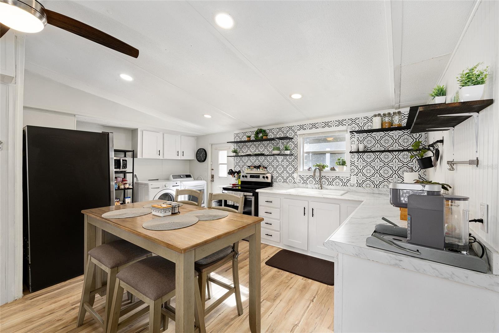 Image 15 of 33 For 5096 146th Lane