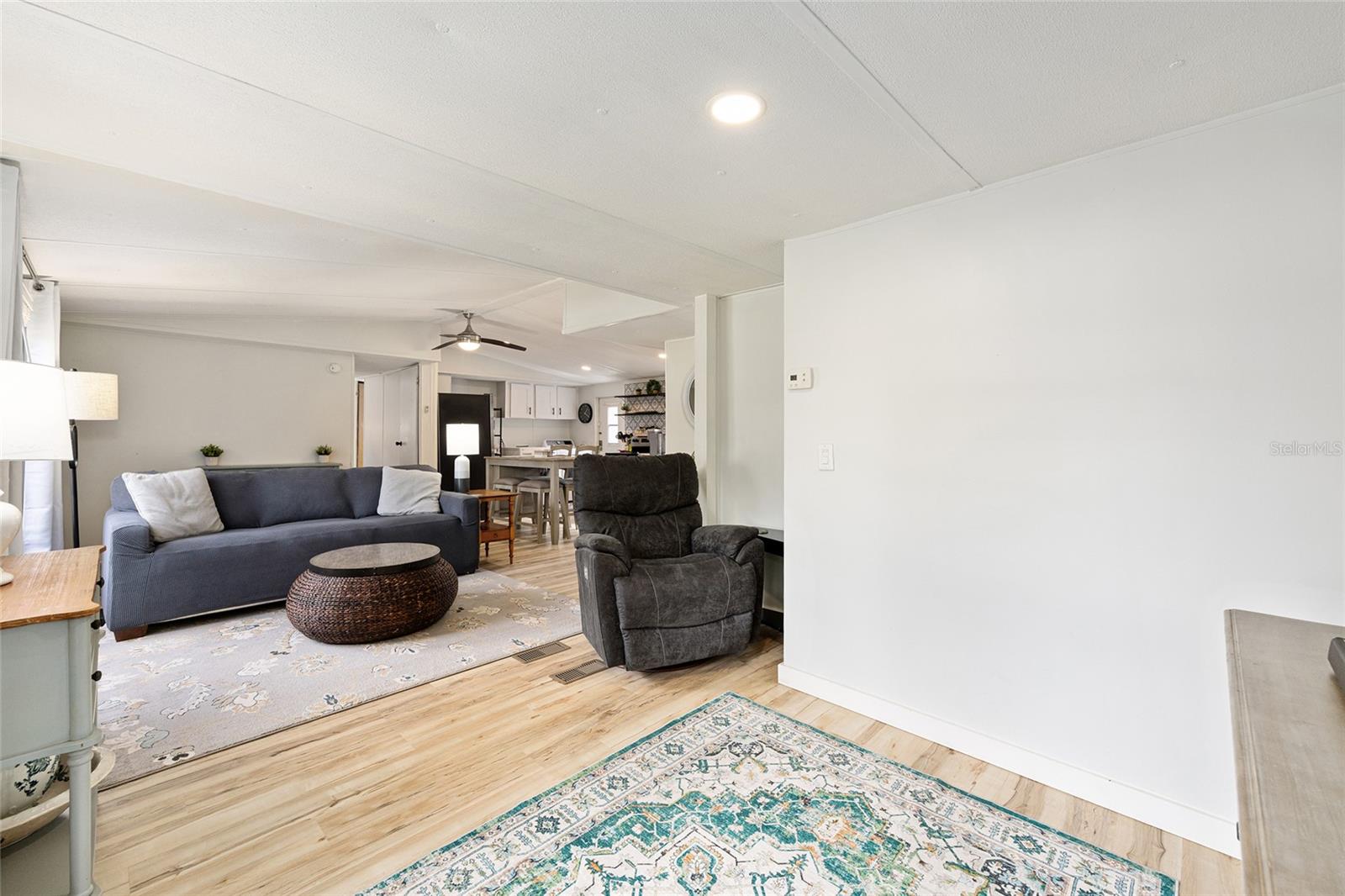 Image 8 of 33 For 5096 146th Lane