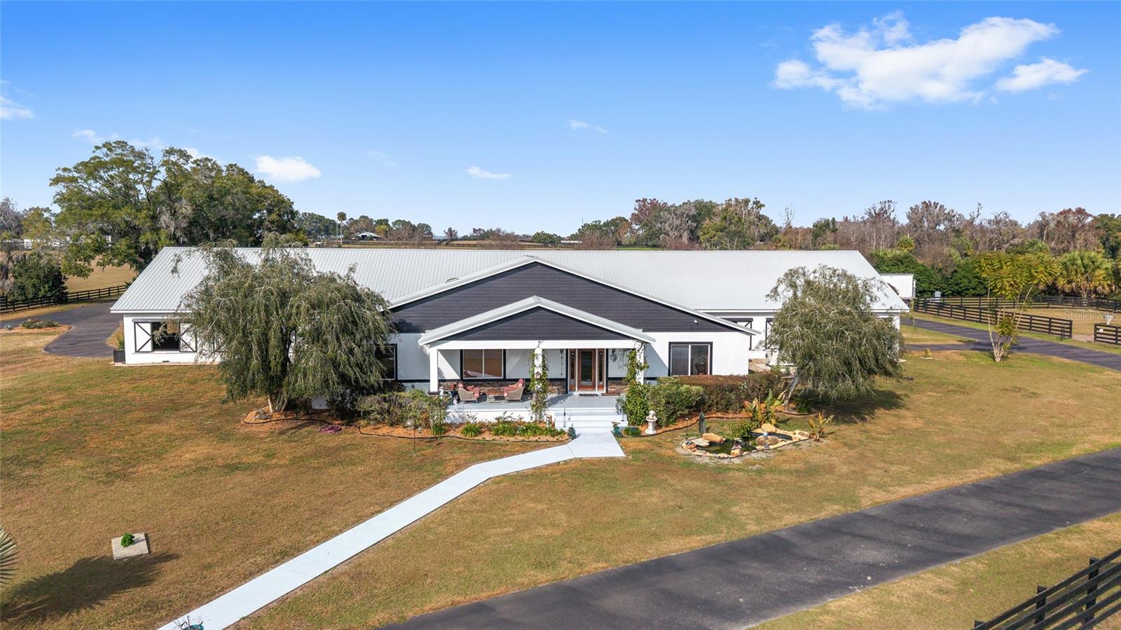 Image 12 of 90 For 5575 100th Street