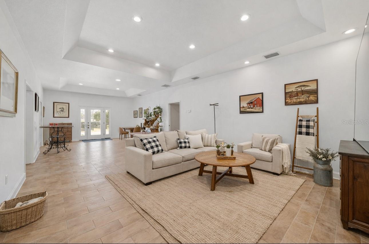 Image 14 of 90 For 5575 100th Street