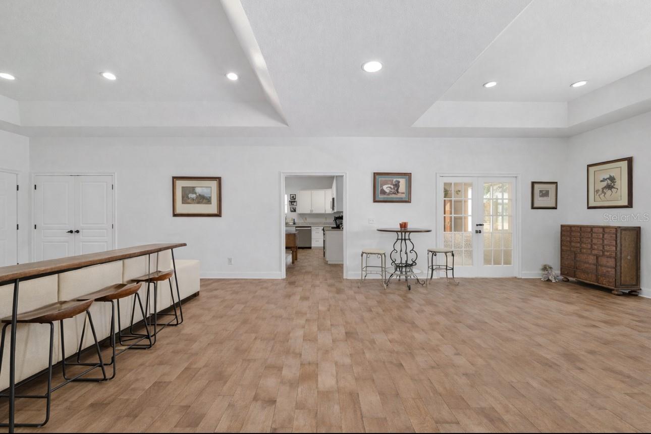 Image 15 of 90 For 5575 100th Street