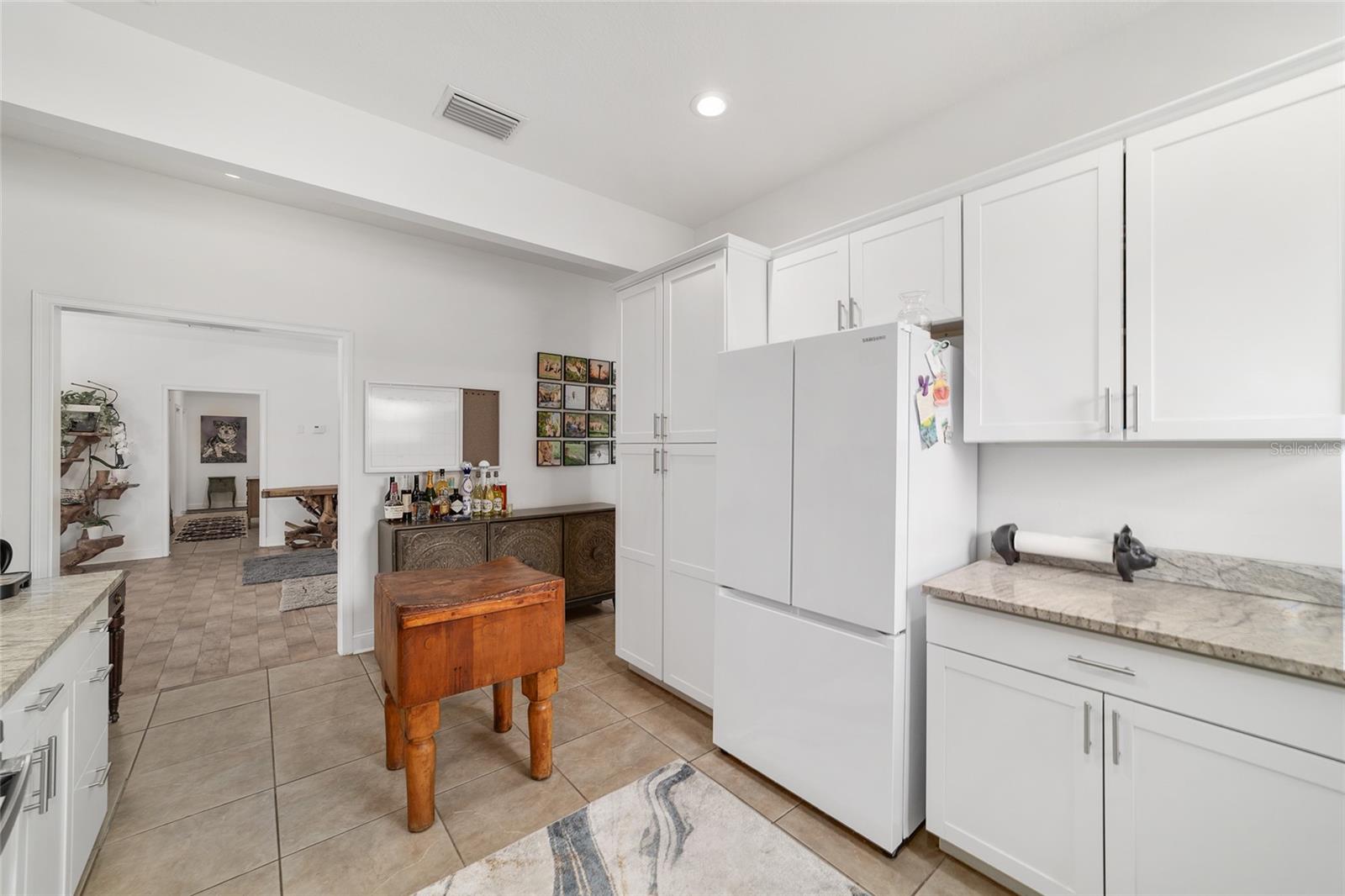 Image 19 of 90 For 5575 100th Street