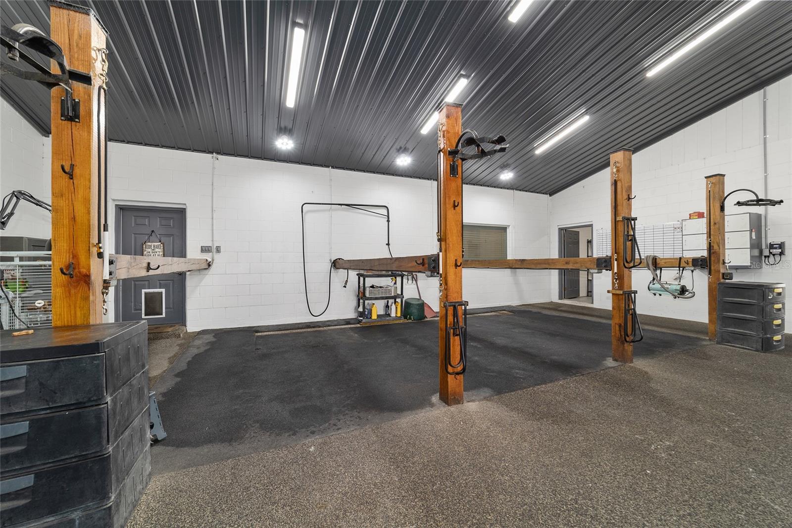 Image 31 of 90 For 5575 100th Street