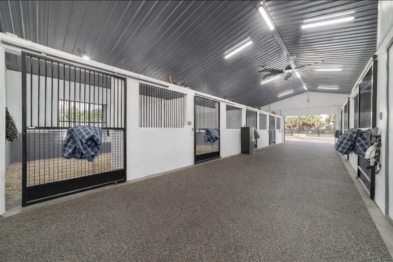 Image 32 of 90 For 5575 100th Street