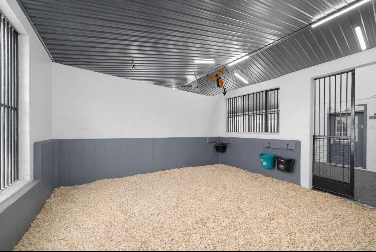 Image 35 of 90 For 5575 100th Street