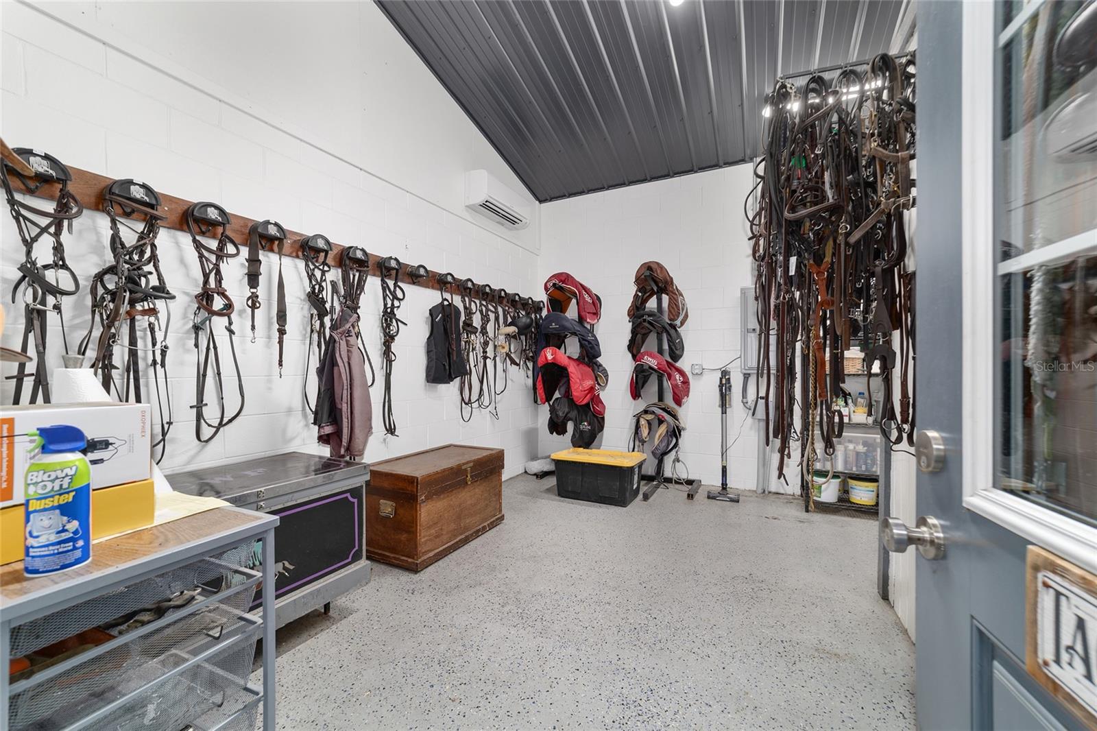 Image 36 of 90 For 5575 100th Street