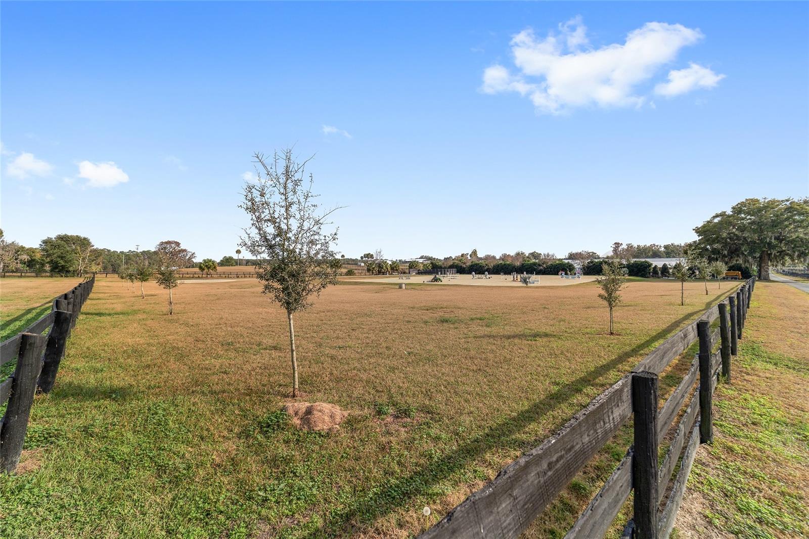 Image 55 of 90 For 5575 100th Street