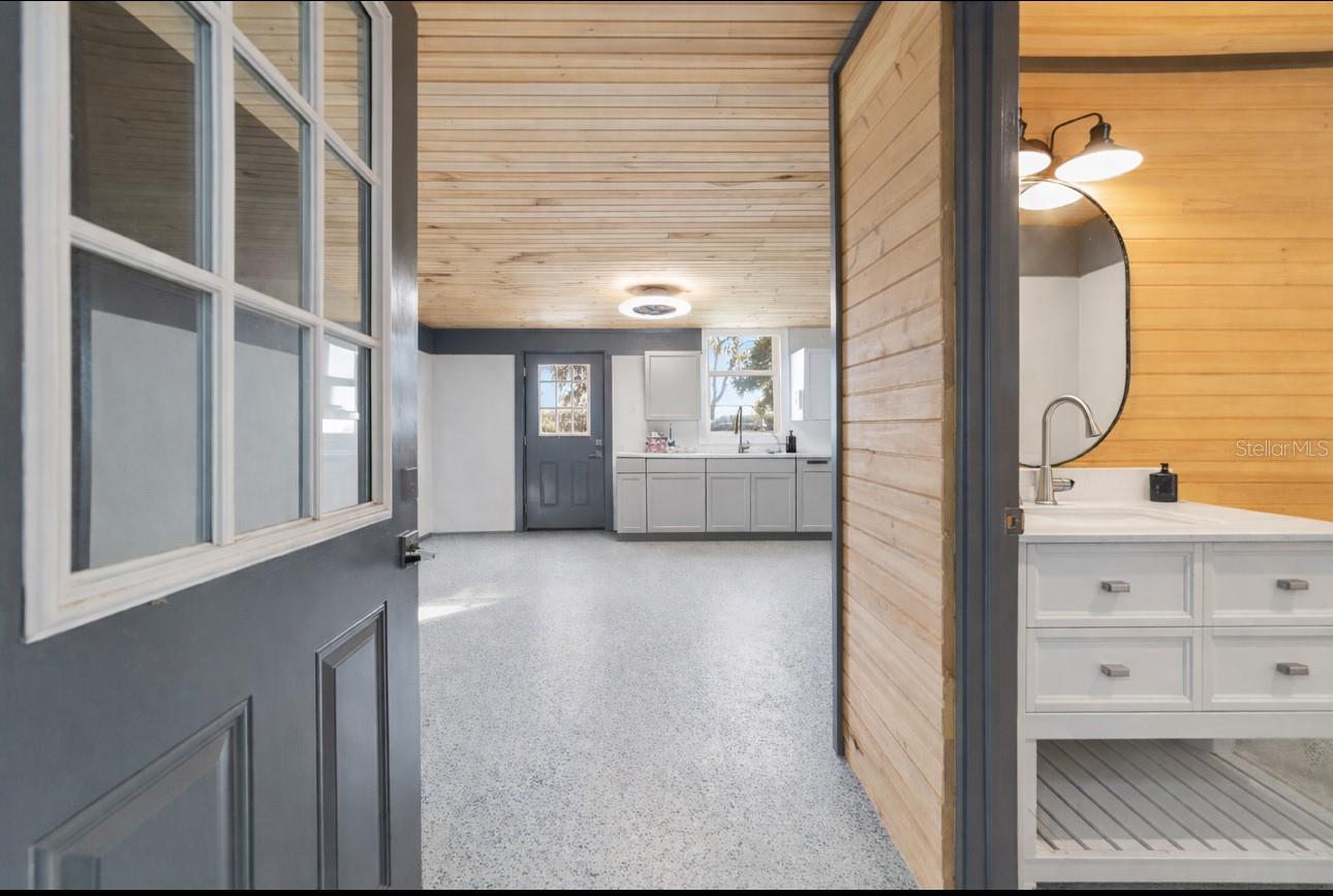 Image 73 of 90 For 5575 100th Street