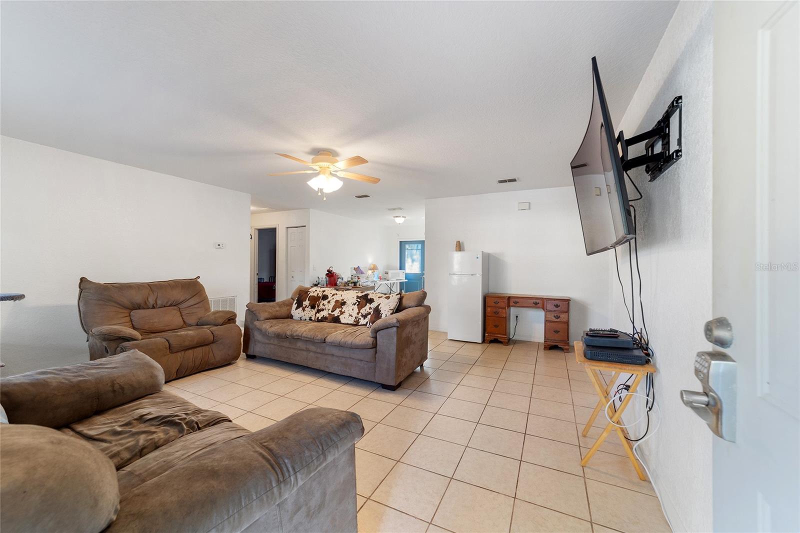 Image 13 of 47 For 5592 57th Avenue