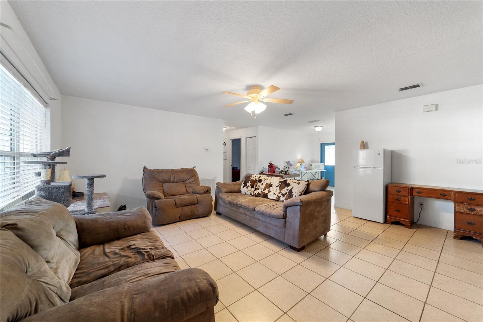 Image 14 of 47 For 5592 57th Avenue