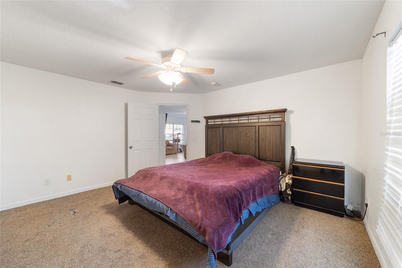 Image 35 of 47 For 5592 57th Avenue