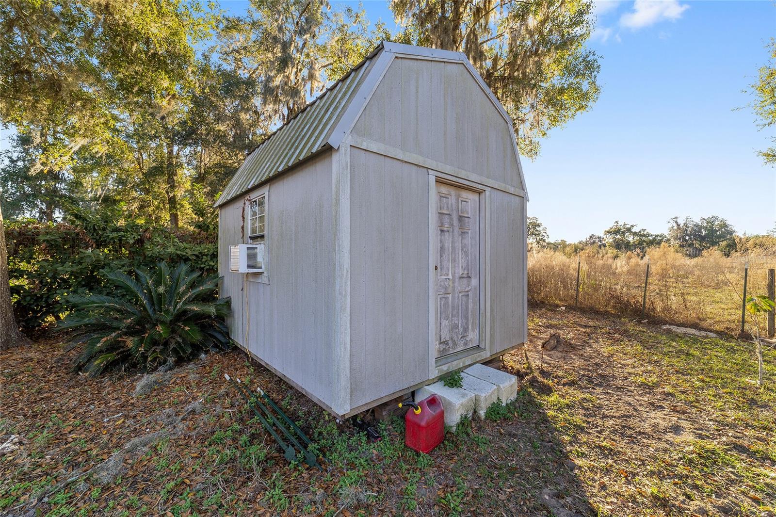 Image 40 of 47 For 5592 57th Avenue