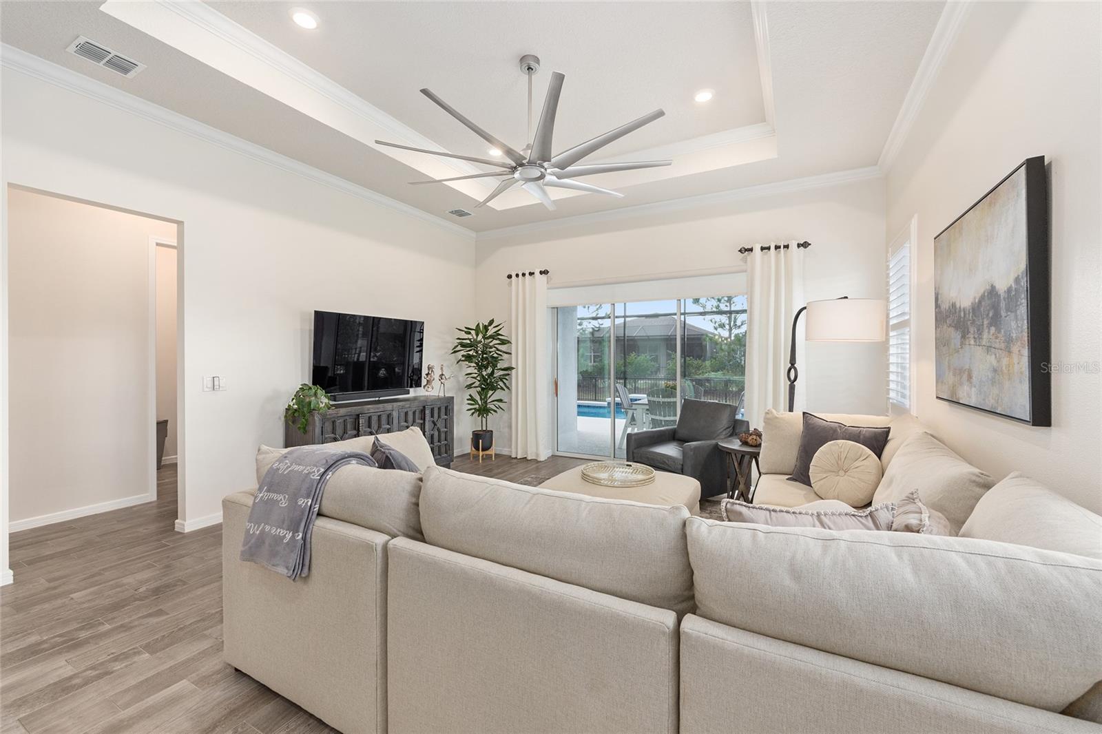 Image 12 of 48 For 5614 94th Avenue