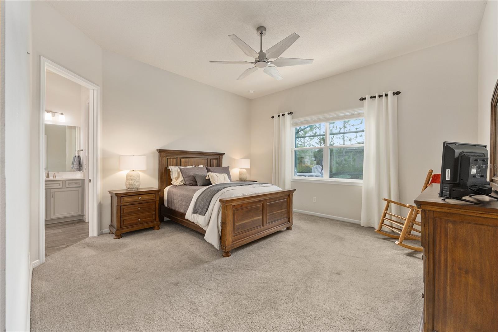 Image 18 of 48 For 5614 94th Avenue