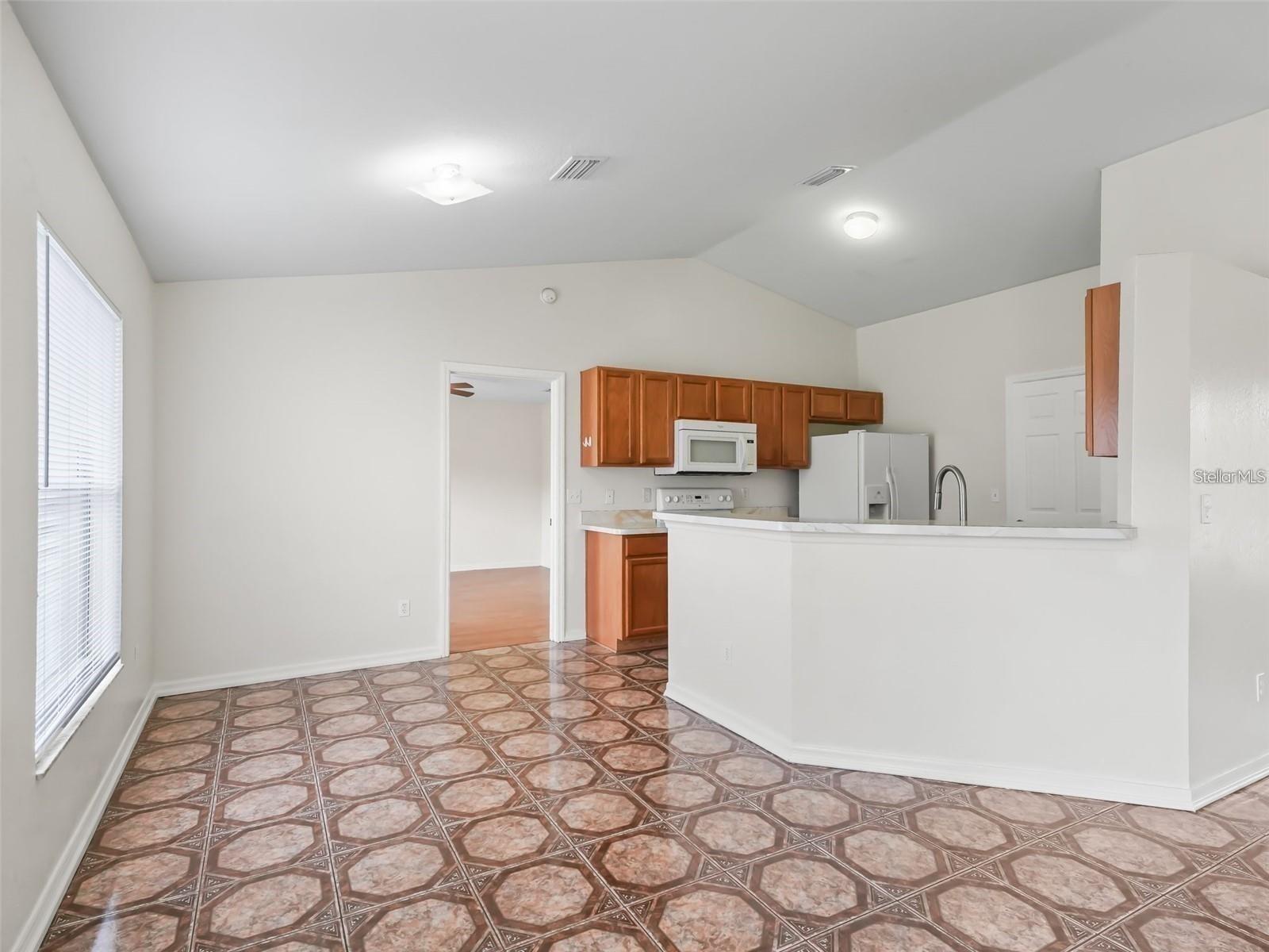 Image 4 of 16 For 15661 88th Court