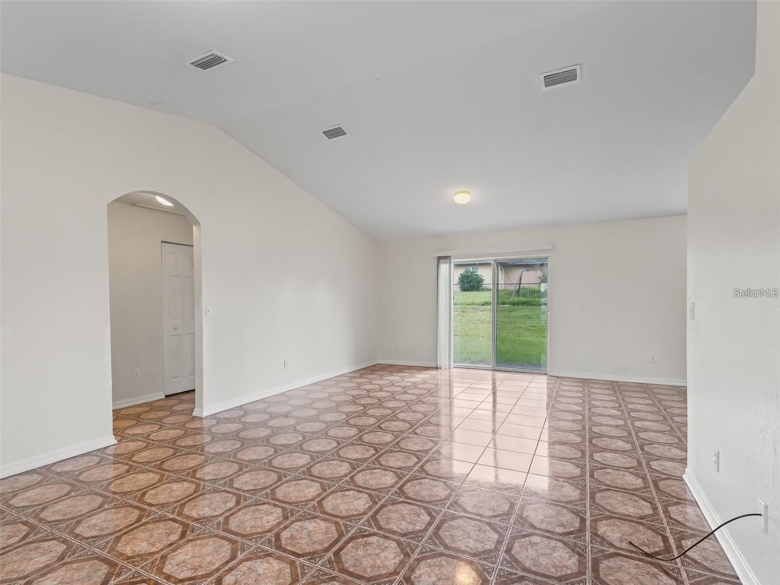 Image 7 of 16 For 15661 88th Court