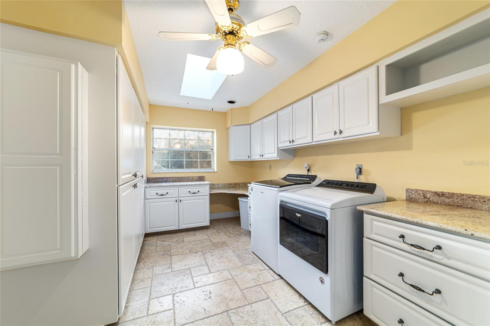 Image 39 of 100 For 9080 19th Avenue Road