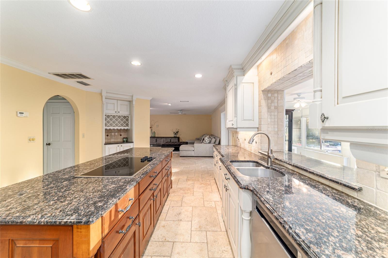 Image 47 of 100 For 9080 19th Avenue Road