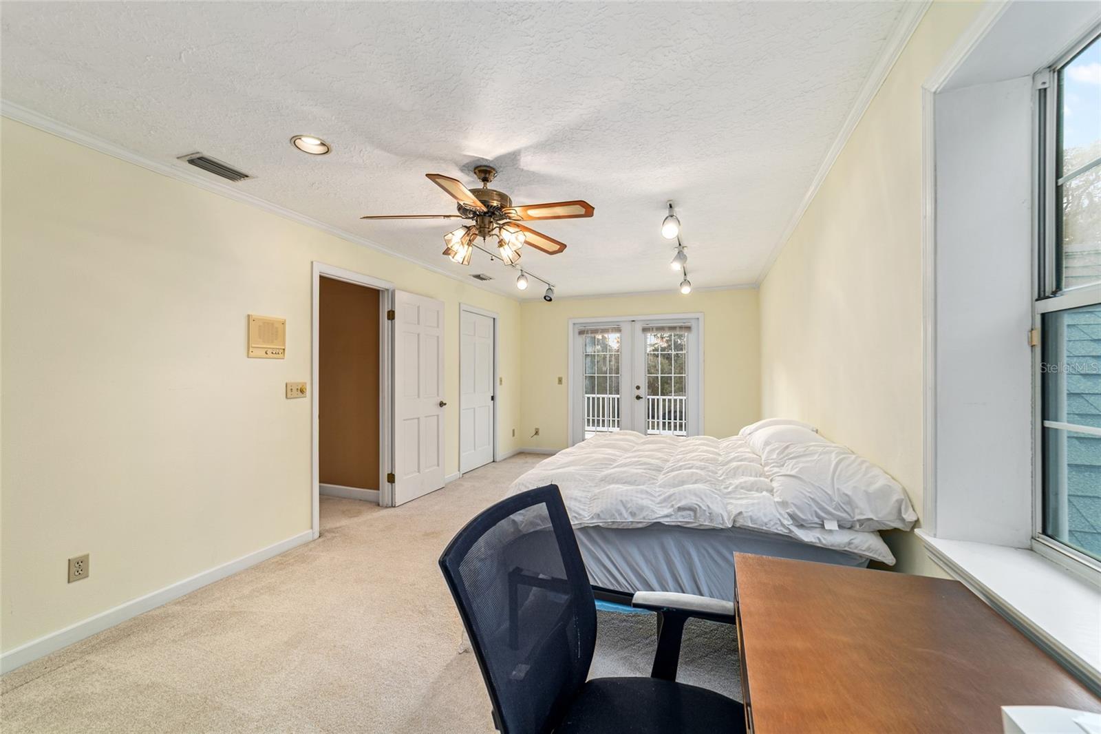 Image 54 of 100 For 9080 19th Avenue Road