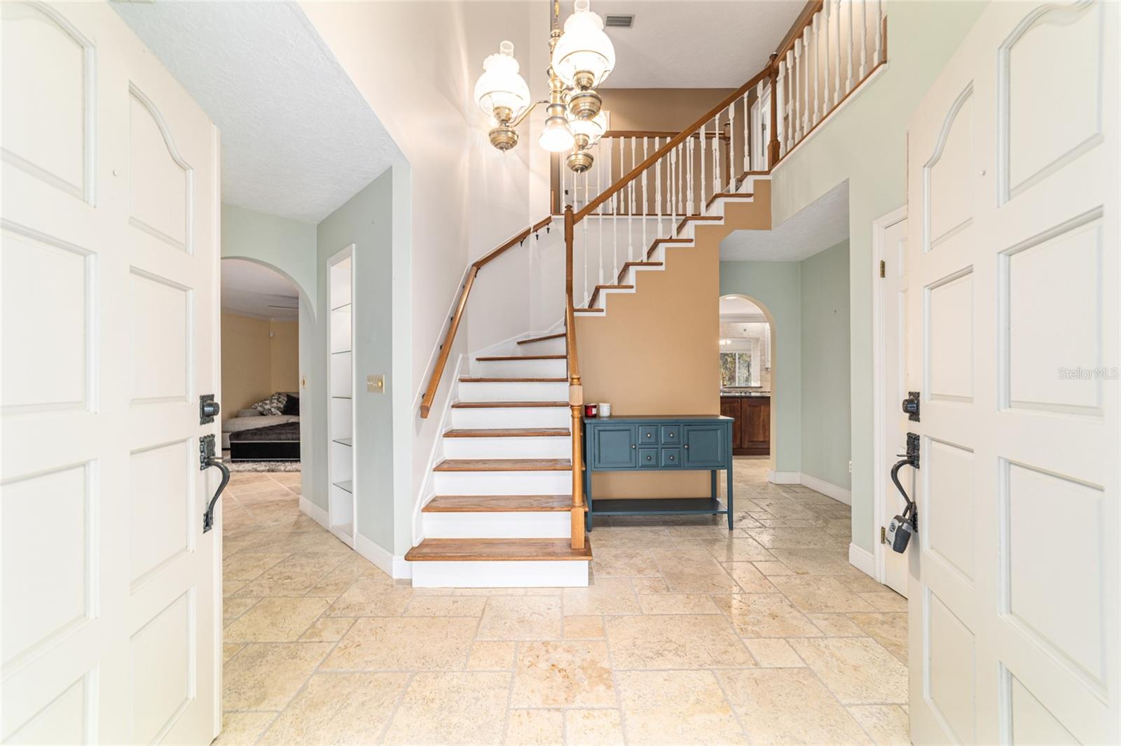 Image 8 of 100 For 9080 19th Avenue Road