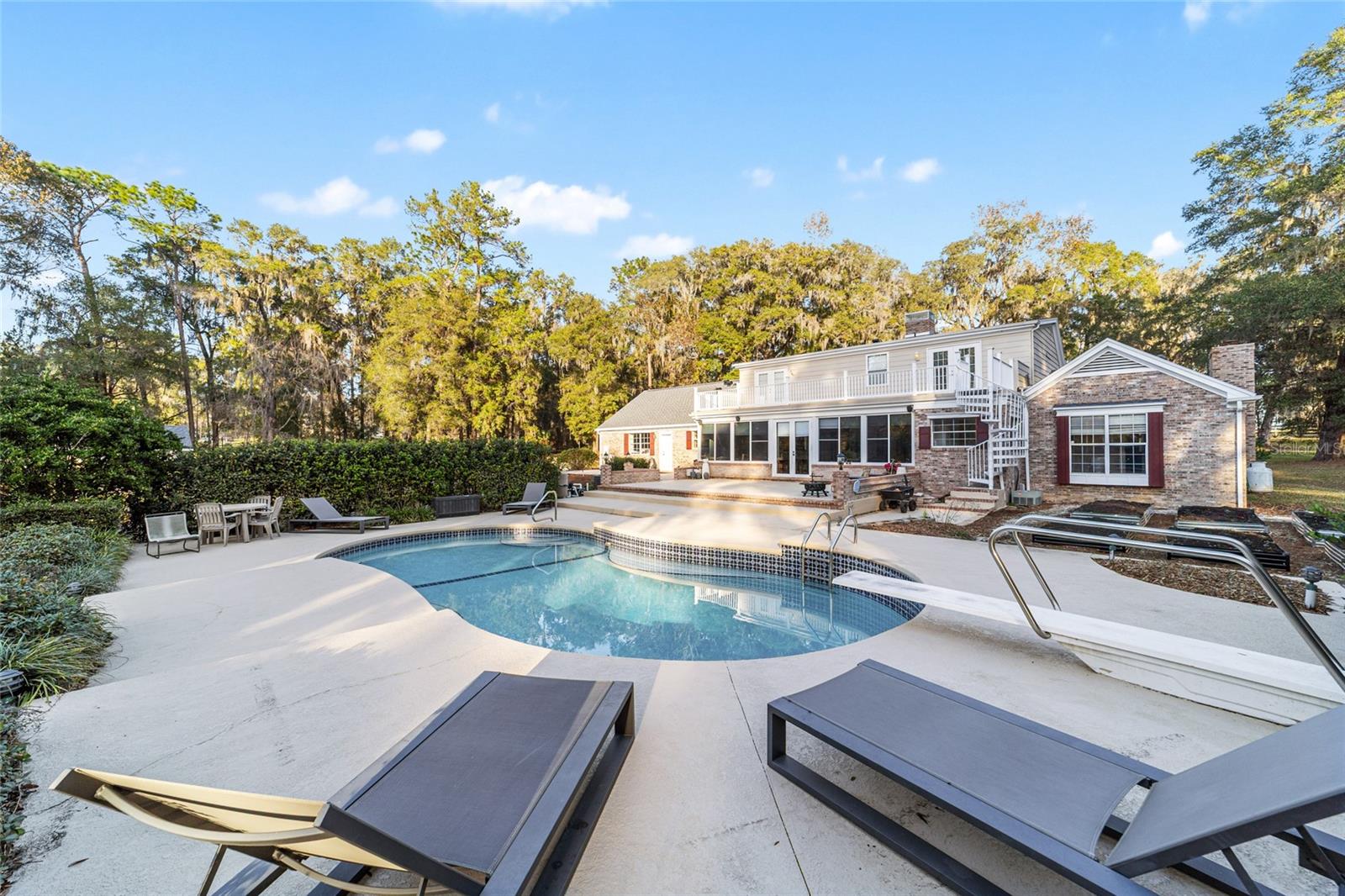 Image 80 of 100 For 9080 19th Avenue Road