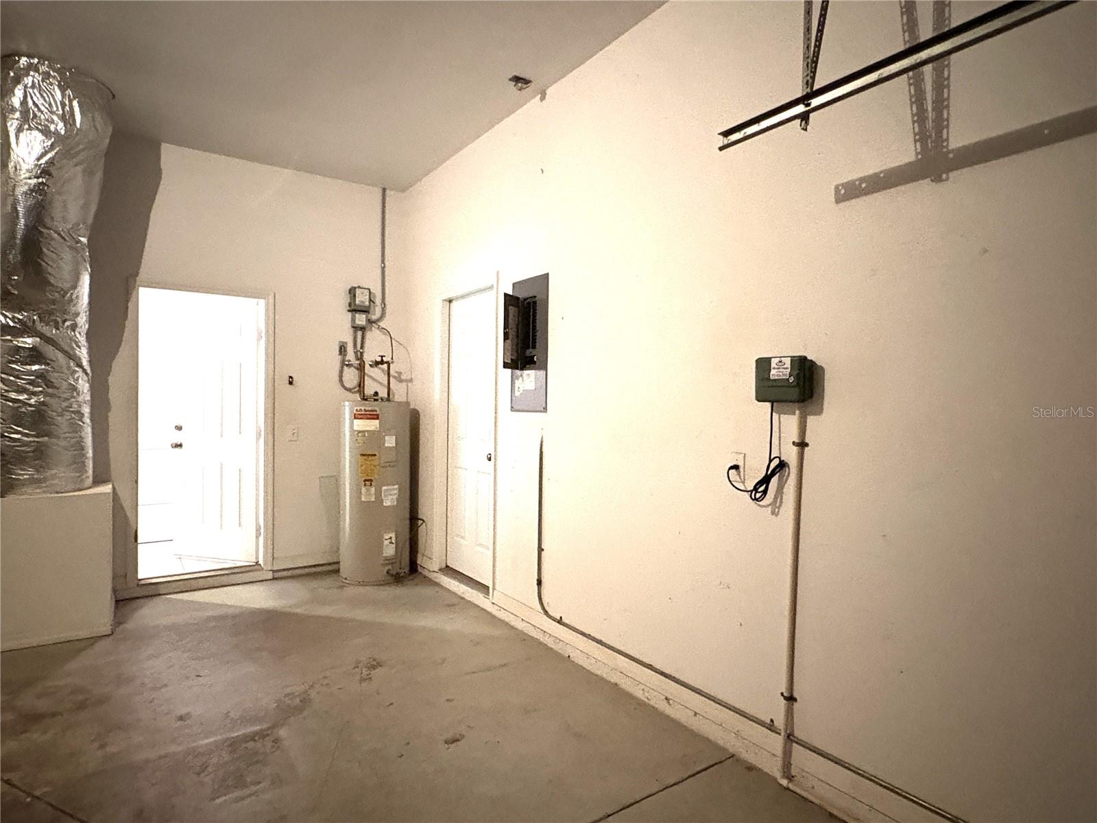 Image 33 of 60 For 18956 93rd Loop