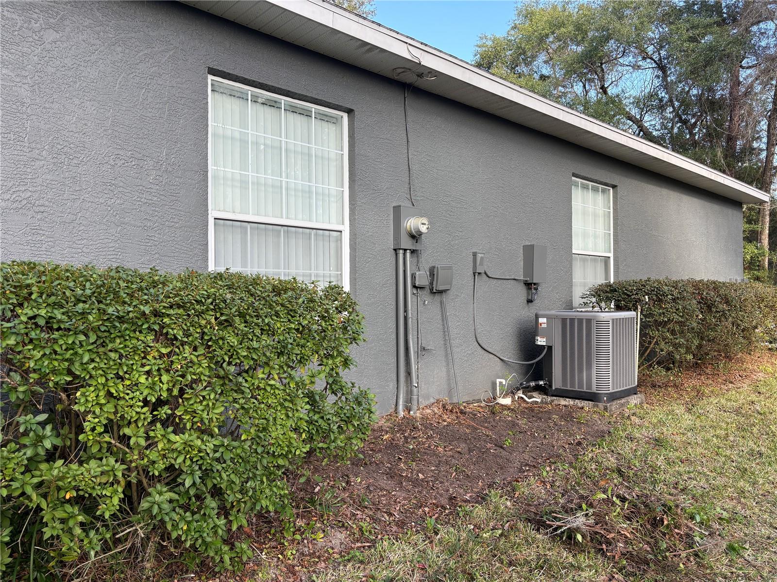 Image 44 of 60 For 18956 93rd Loop