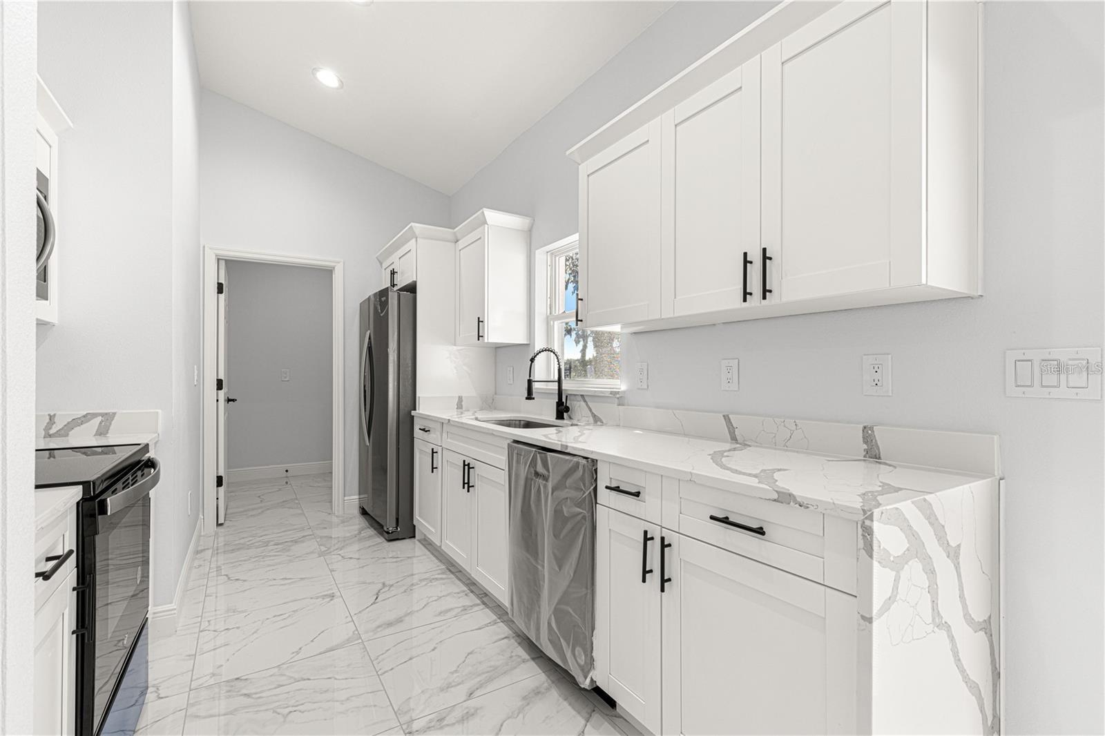 Image 13 of 28 For 15224 61st Court