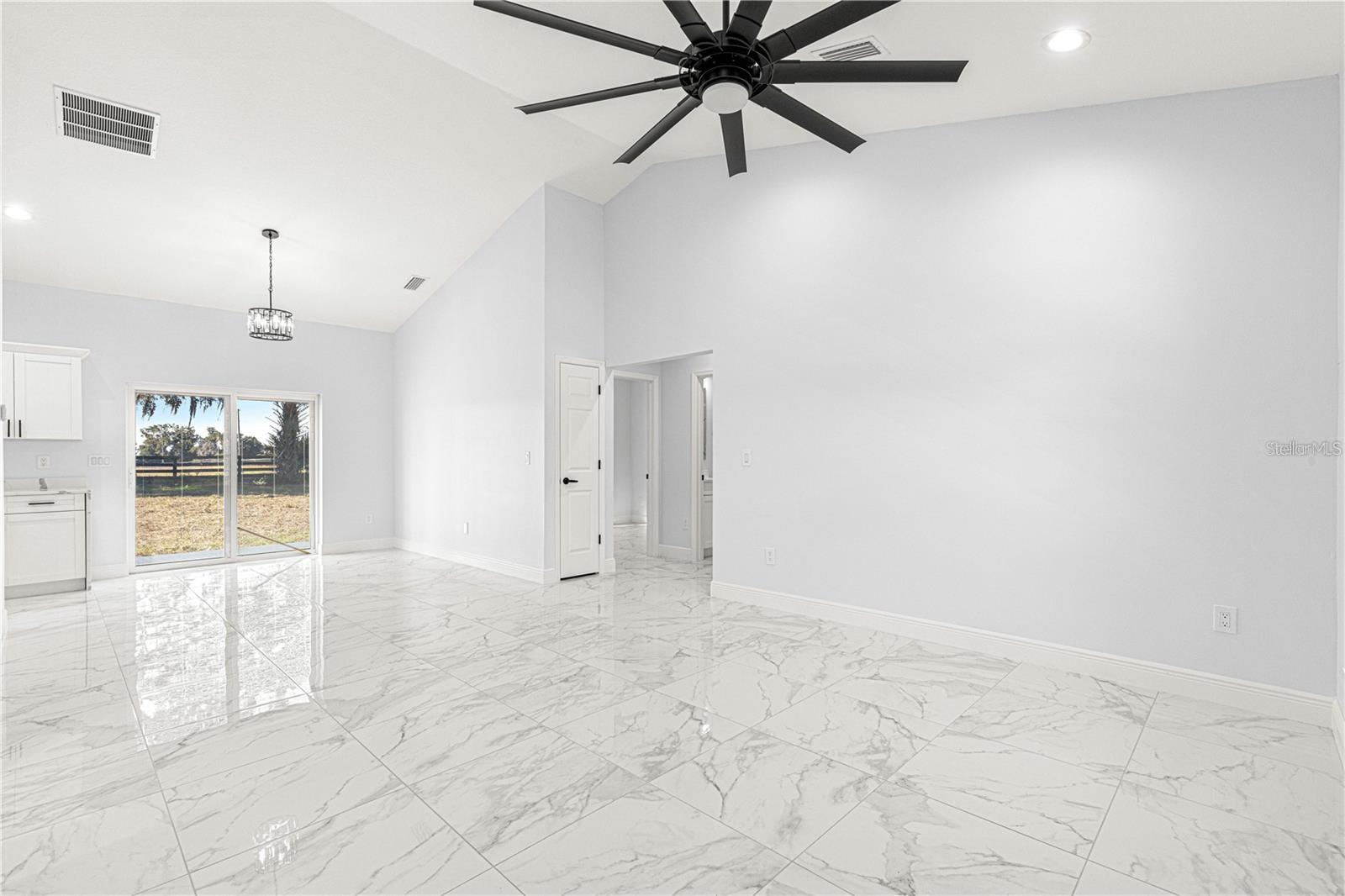 Image 8 of 28 For 15224 61st Court