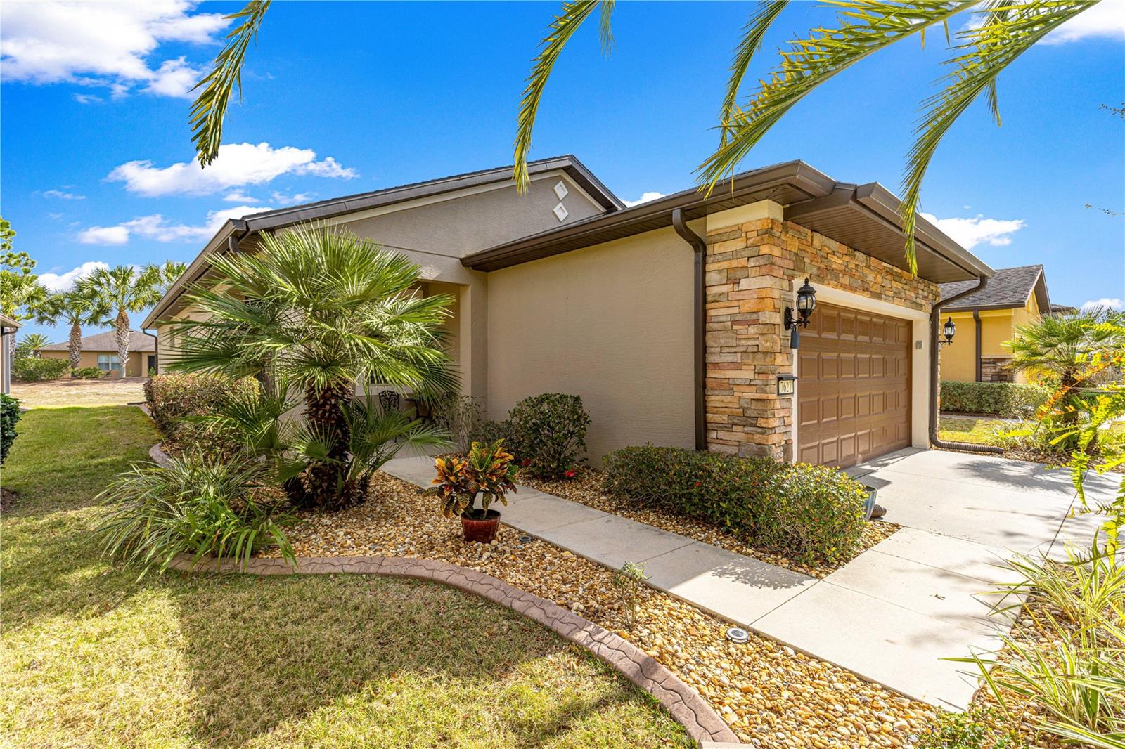 Image 3 of 61 For 7627 94th Circle