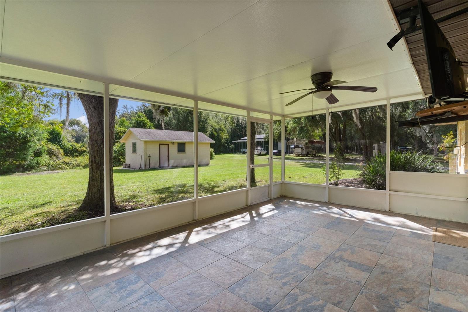 Image 26 of 54 For 14635 28th Court