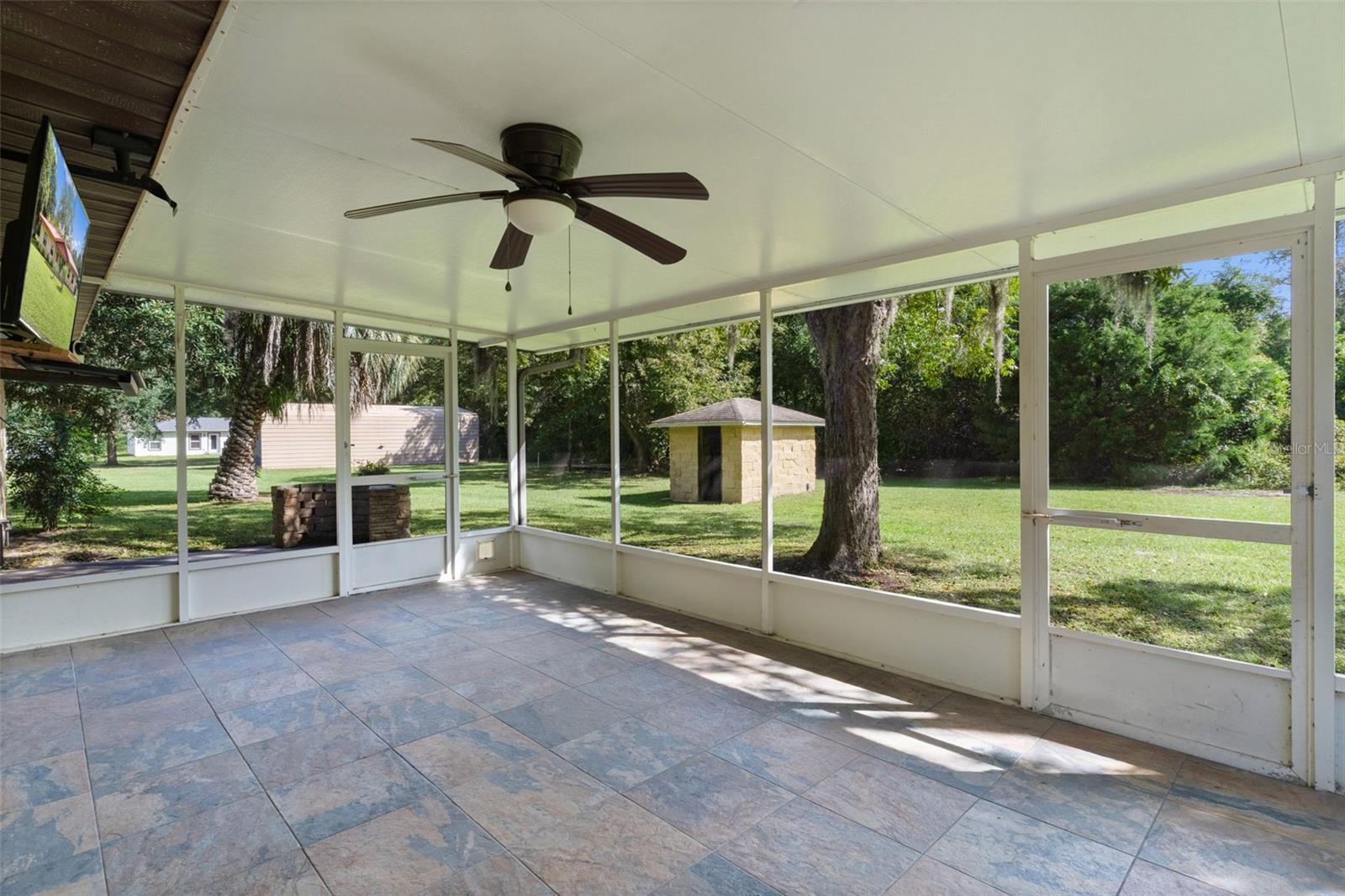 Image 28 of 54 For 14635 28th Court